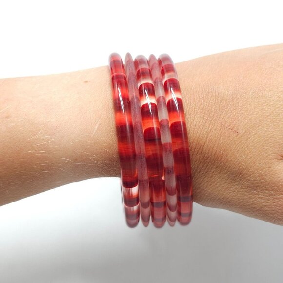 Red Clear Striped Acrylic Bangle Bracelets Set of Five Vintage Stackable - Picture 5 of 6